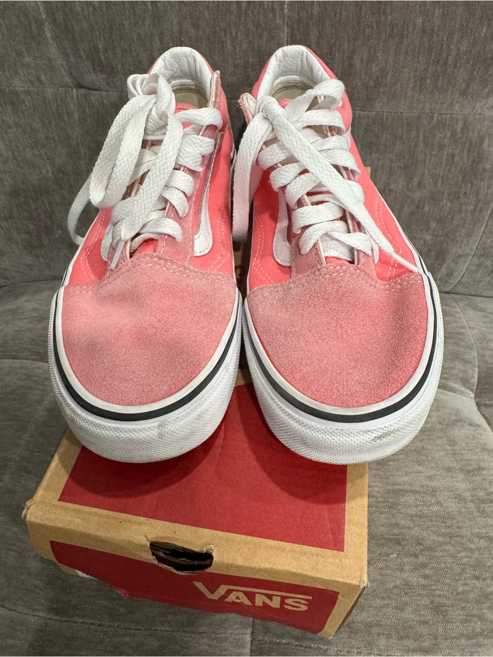 Pink Old Skool Low-Top Vans Sneakers